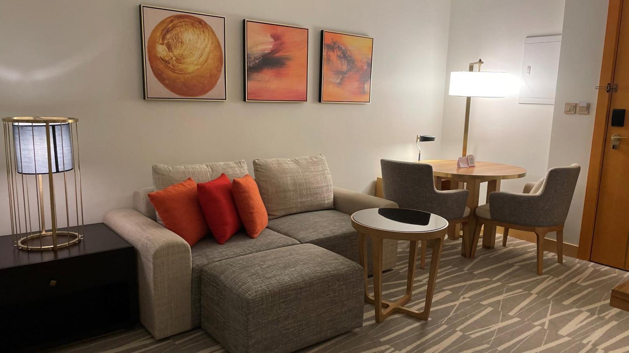 Ramada Hotel & Suites By Wyndham Al Qassim Al Bukayriah Exterior photo A living room at the Hilton Garden Inn in San Francisco