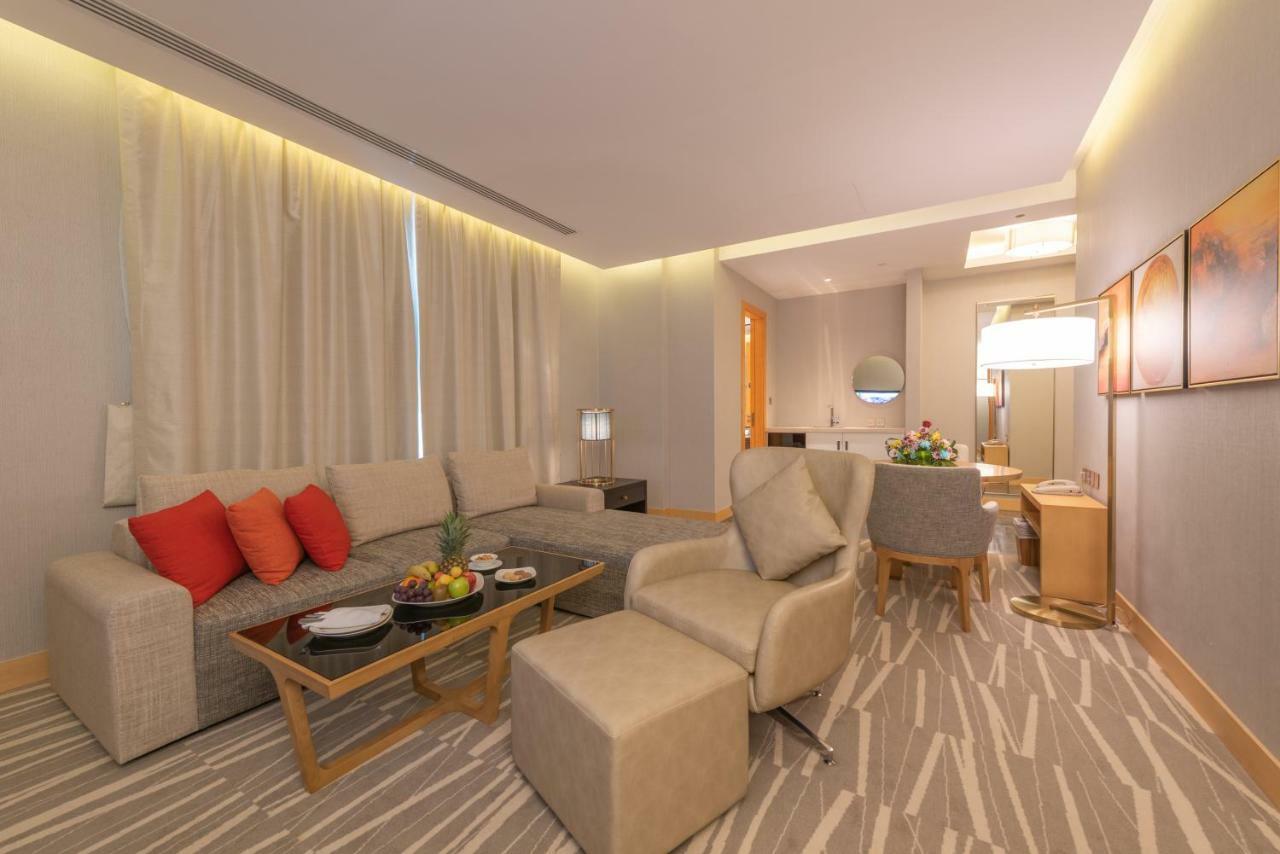 Ramada Hotel & Suites By Wyndham Al Qassim Al Bukayriah Exterior photo A suite at the hotel