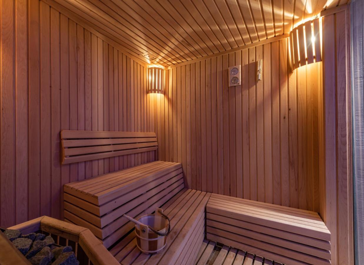 Ramada Hotel & Suites By Wyndham Al Qassim Al Bukayriah Exterior photo A modern Finnish sauna